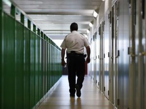prison officers safety